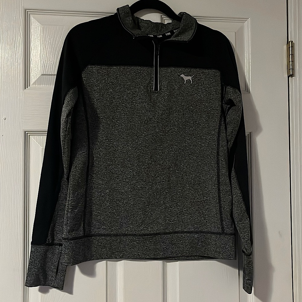 Black and grey Pink pullover